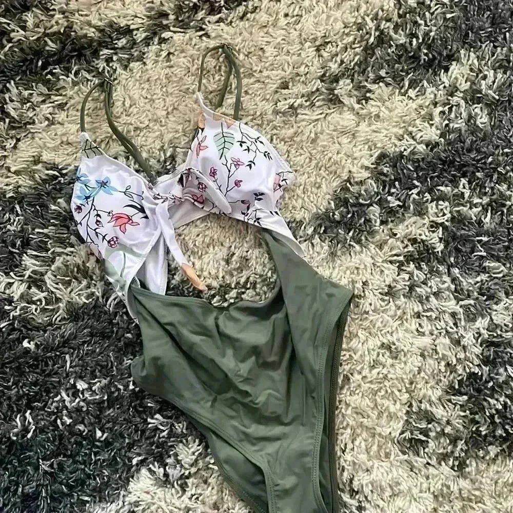 SHEIN Cut out army green and floral bathing suit small NWT